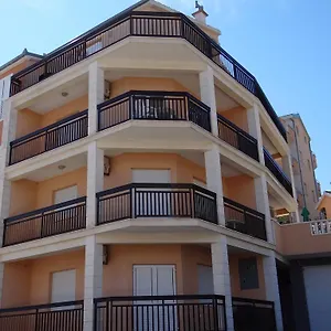https://vila-lola-apartmani.splithotels.org