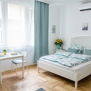Harrison Apartment