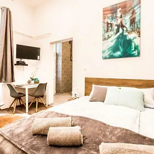 Apartament Amazon Near The Famous Party Boulevard, Budapeszt